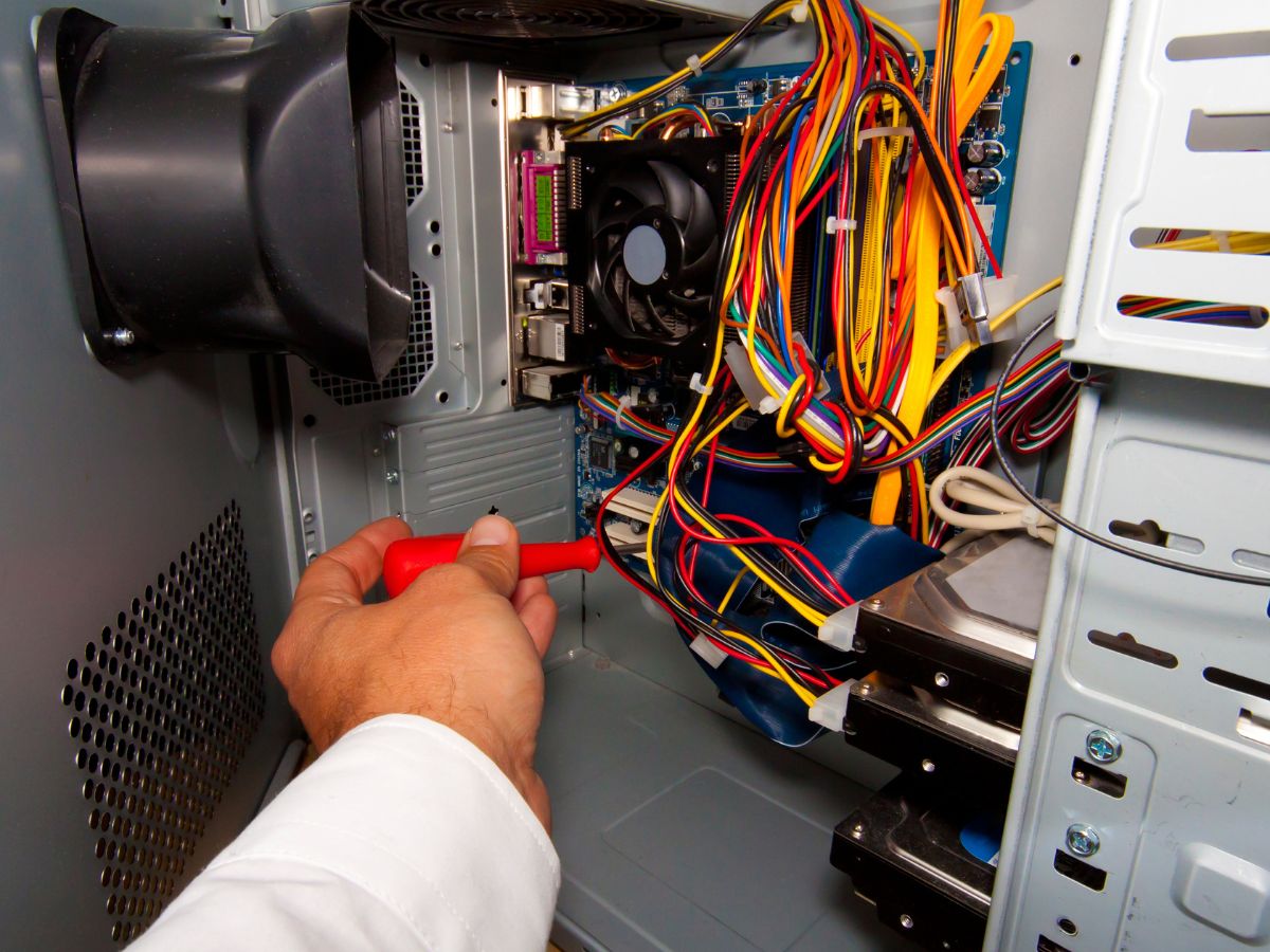 Sửa máy tính tại nhà quận 3 (3)