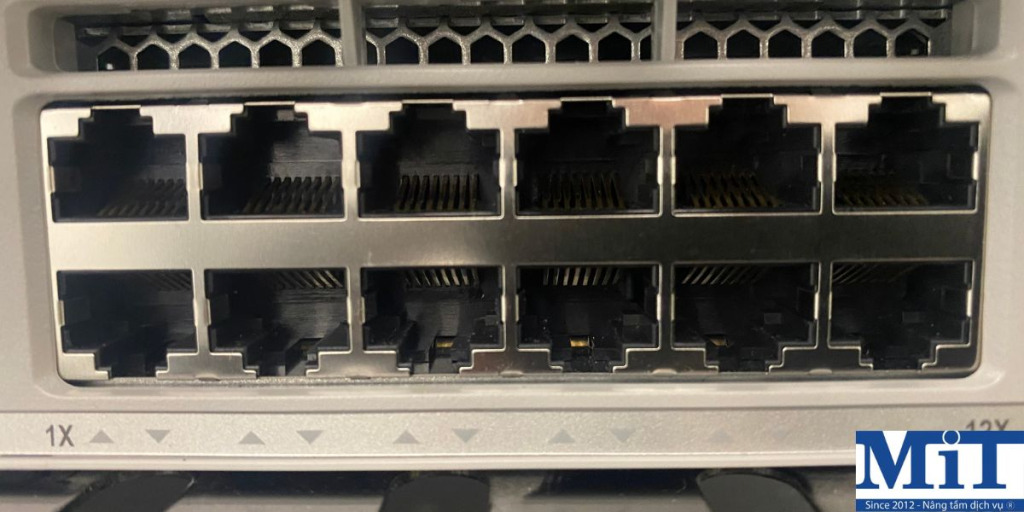 Cổng mạng lan 1