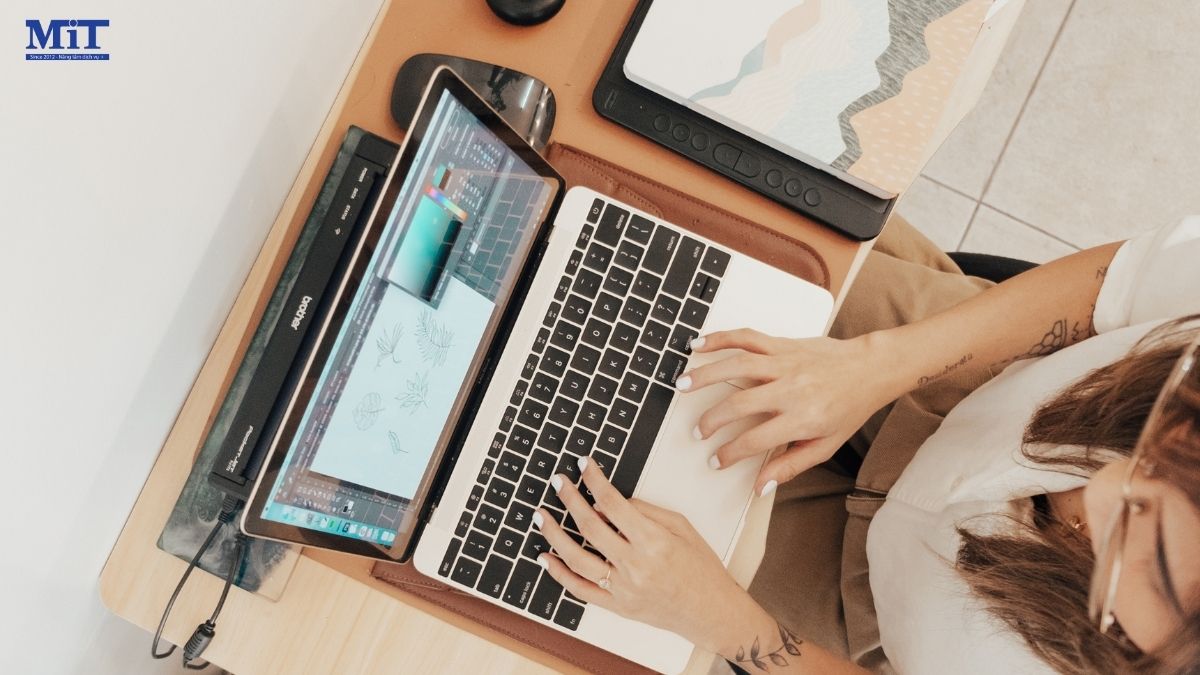 Cho thuê laptop vĩnh hội (2)