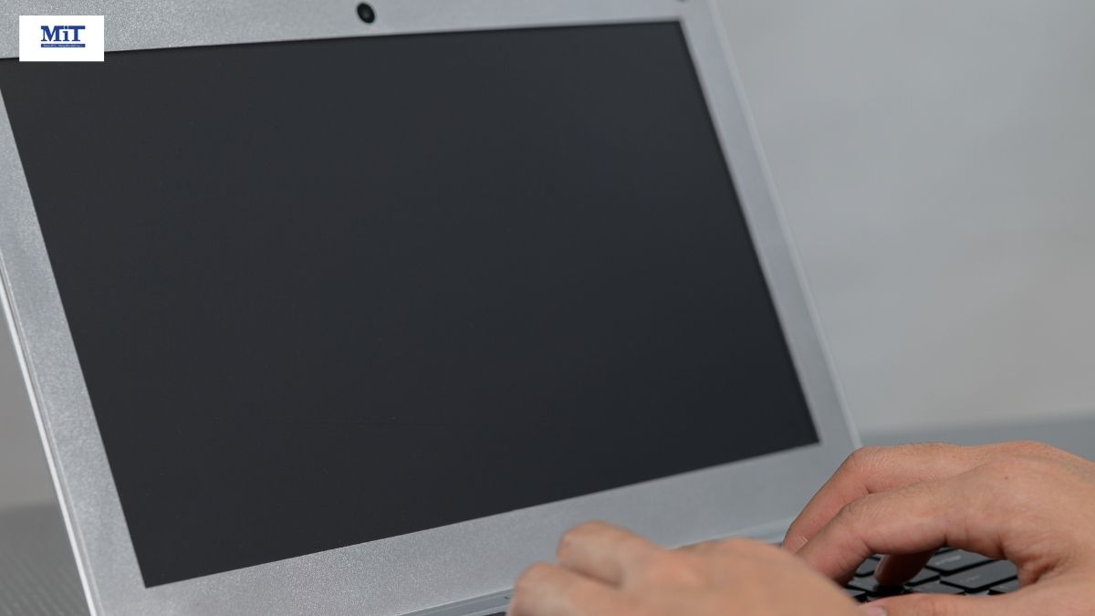 Laptop văn phòng tiện lợi