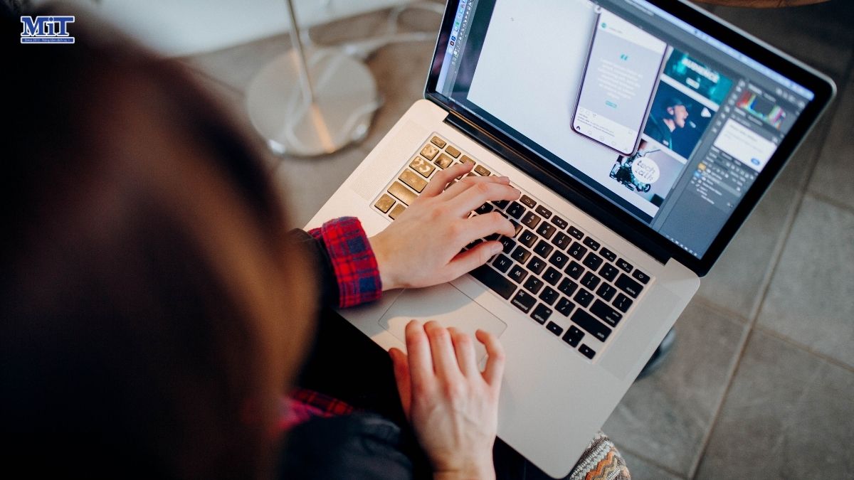 Laptop hiệu suất cao